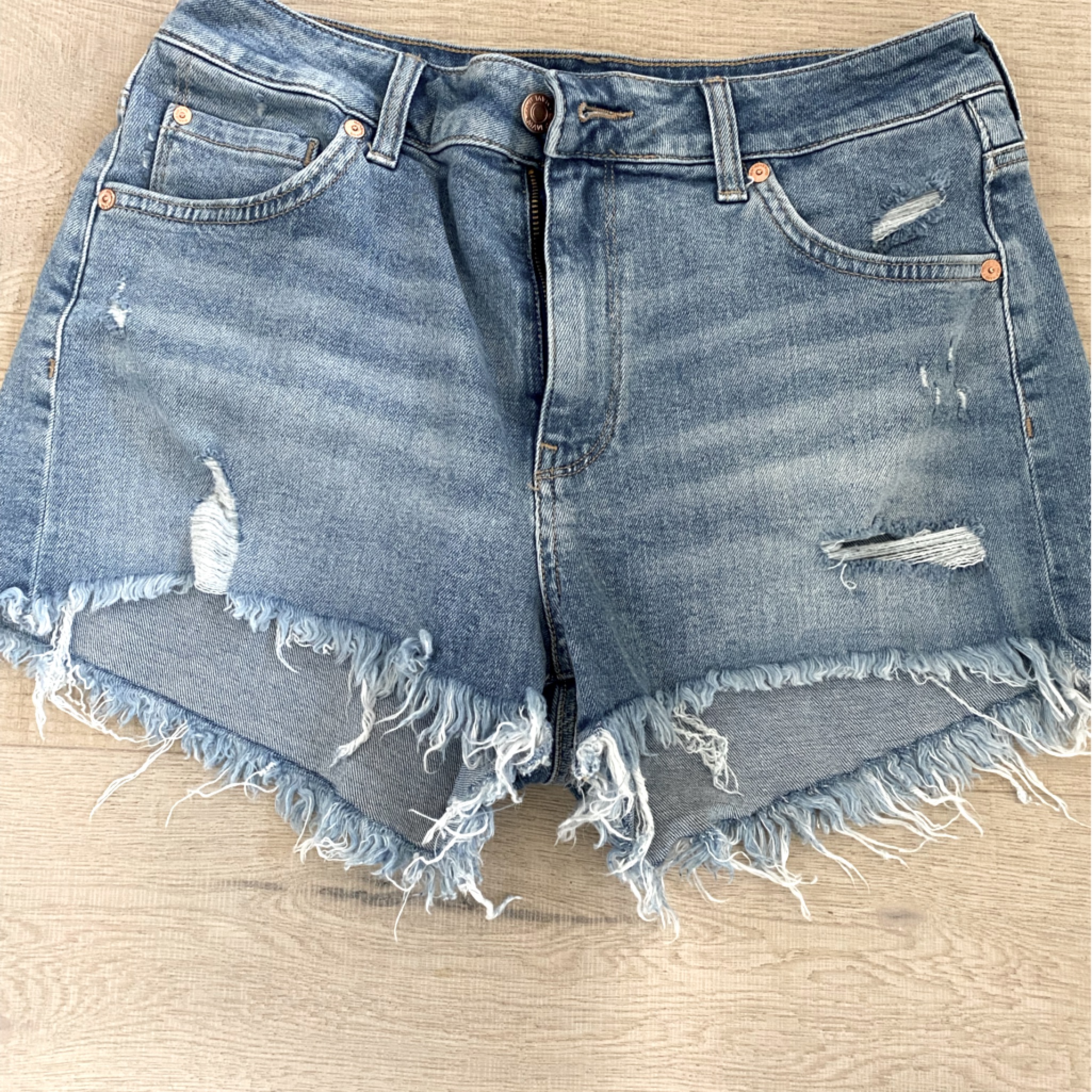 Mavi Shorts
